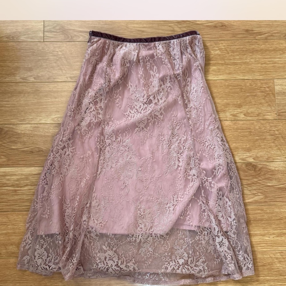 Lace Midi Skirt in Blush Pink